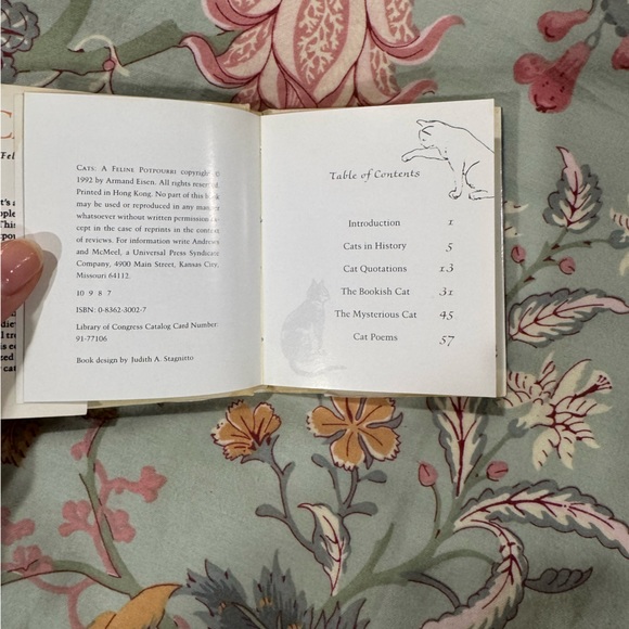 Cats A Feline Potpourri Book - Picture 5 of 13